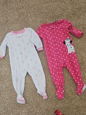 2x Carter's Footed One-Piece Pajamas